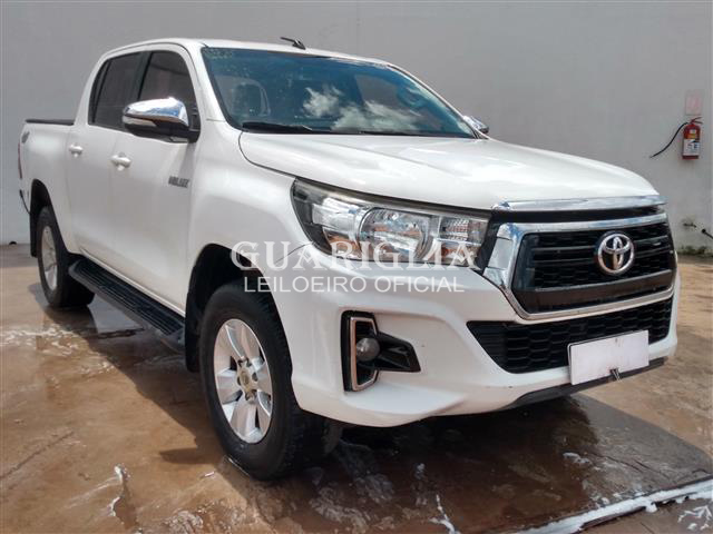 TOYOTA HILUX 2.8 SRV 4X4 CD 16V DIESEL AUT 2017