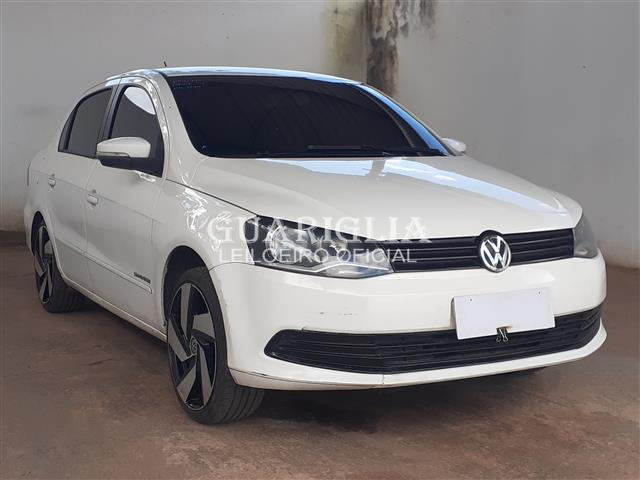 VOLKSWAGEN VOYAGE 1.0 MI COMFORTLINE 8V FLEX MANUAL 2015