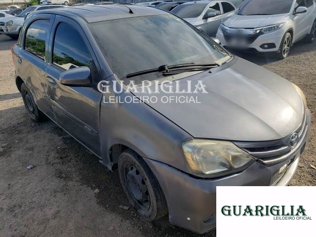TOYOTA ETIOS X 1.3 16V 2015